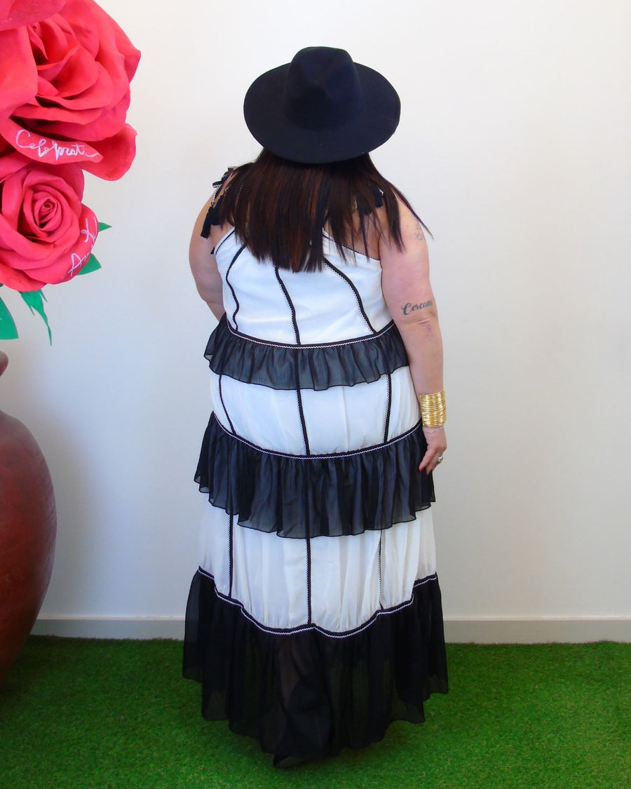 dress 15016