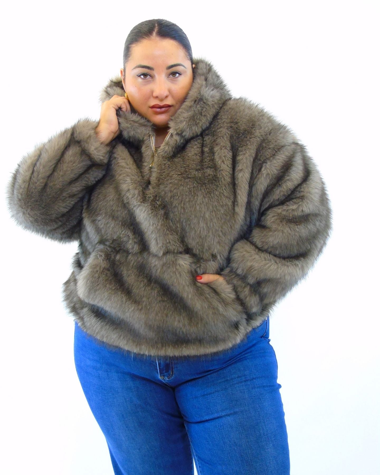 Felpa in eco pellicia 22067