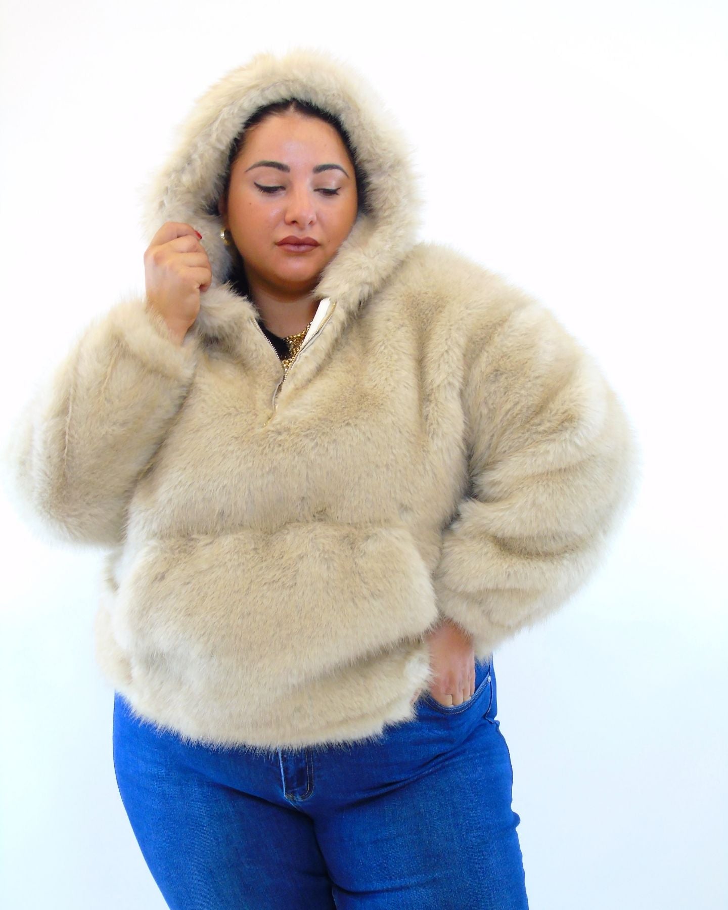 Felpa in eco pellicia 22067