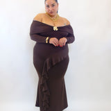 Abito modellante scollo a barca 3502