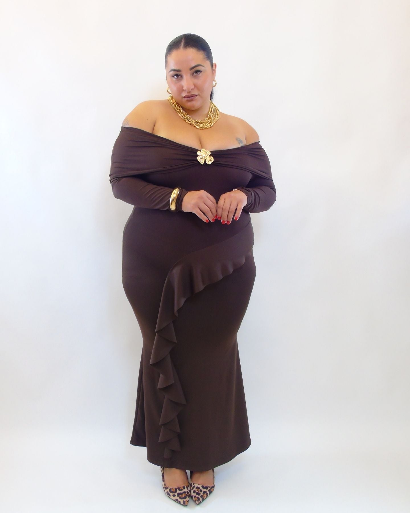 Abito modellante scollo a barca 3502