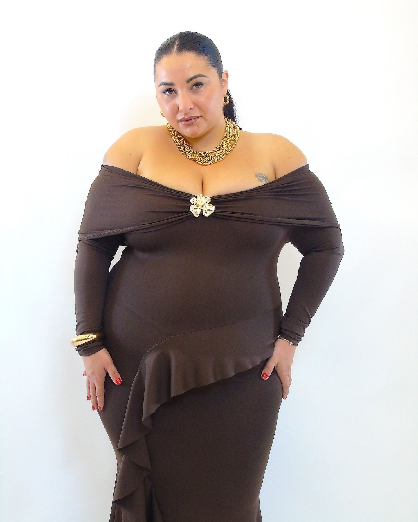 Abito modellante scollo a barca 3502