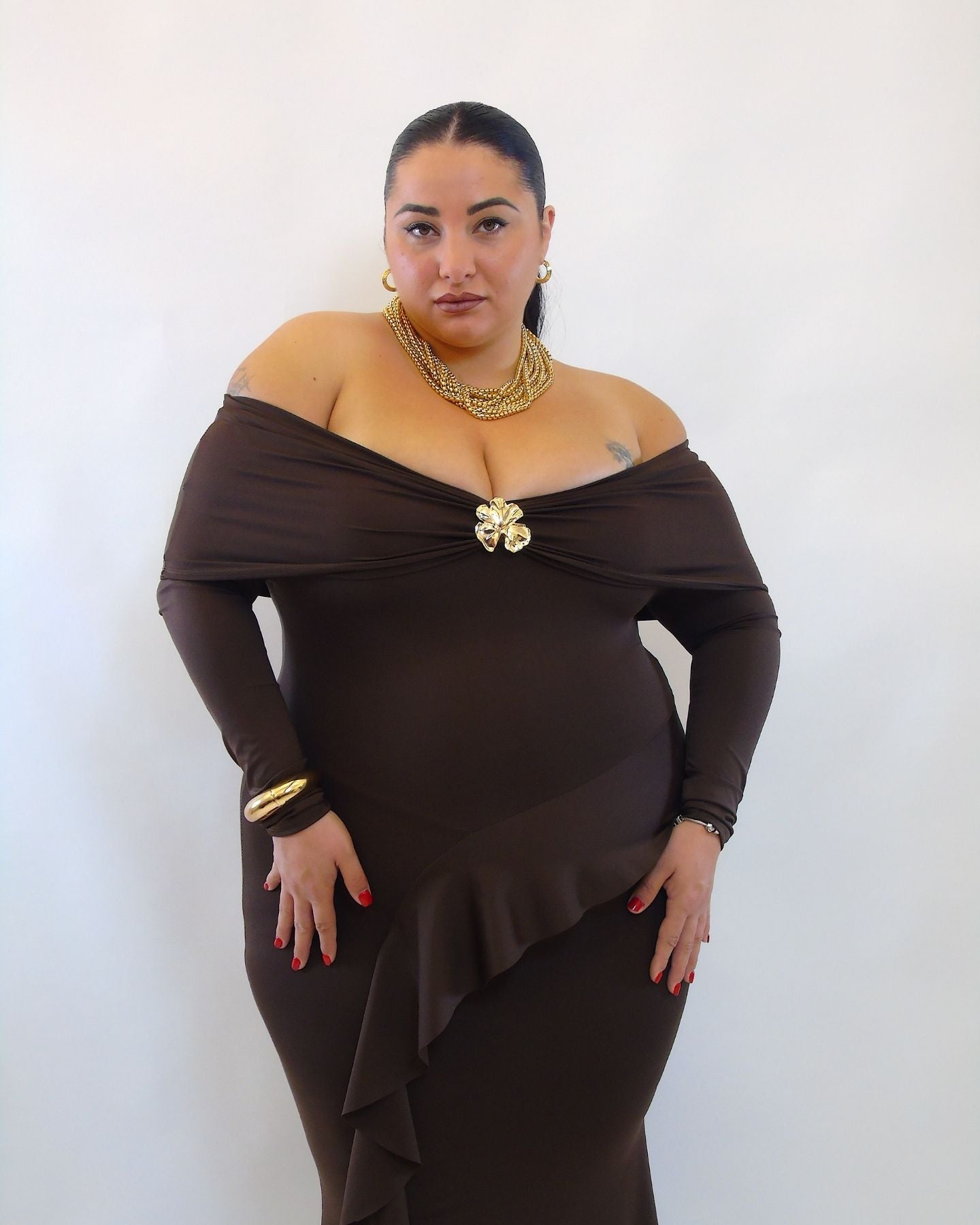 Abito modellante scollo a barca 3502