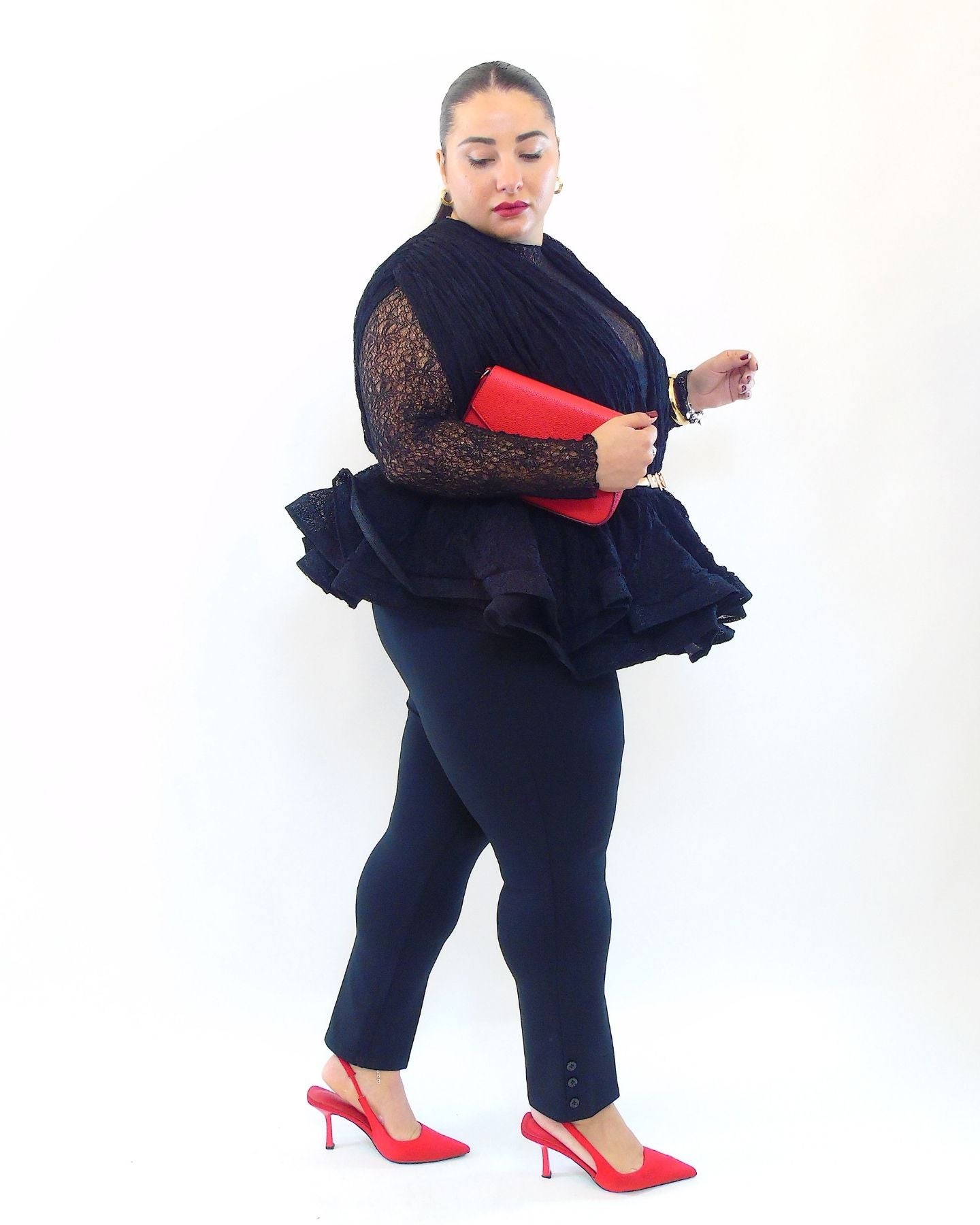 Blusa con balze con maglia  823