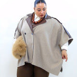 poncho con dettagli in pelle 86599