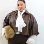 Giubbino in pelle taglio mantella 4572