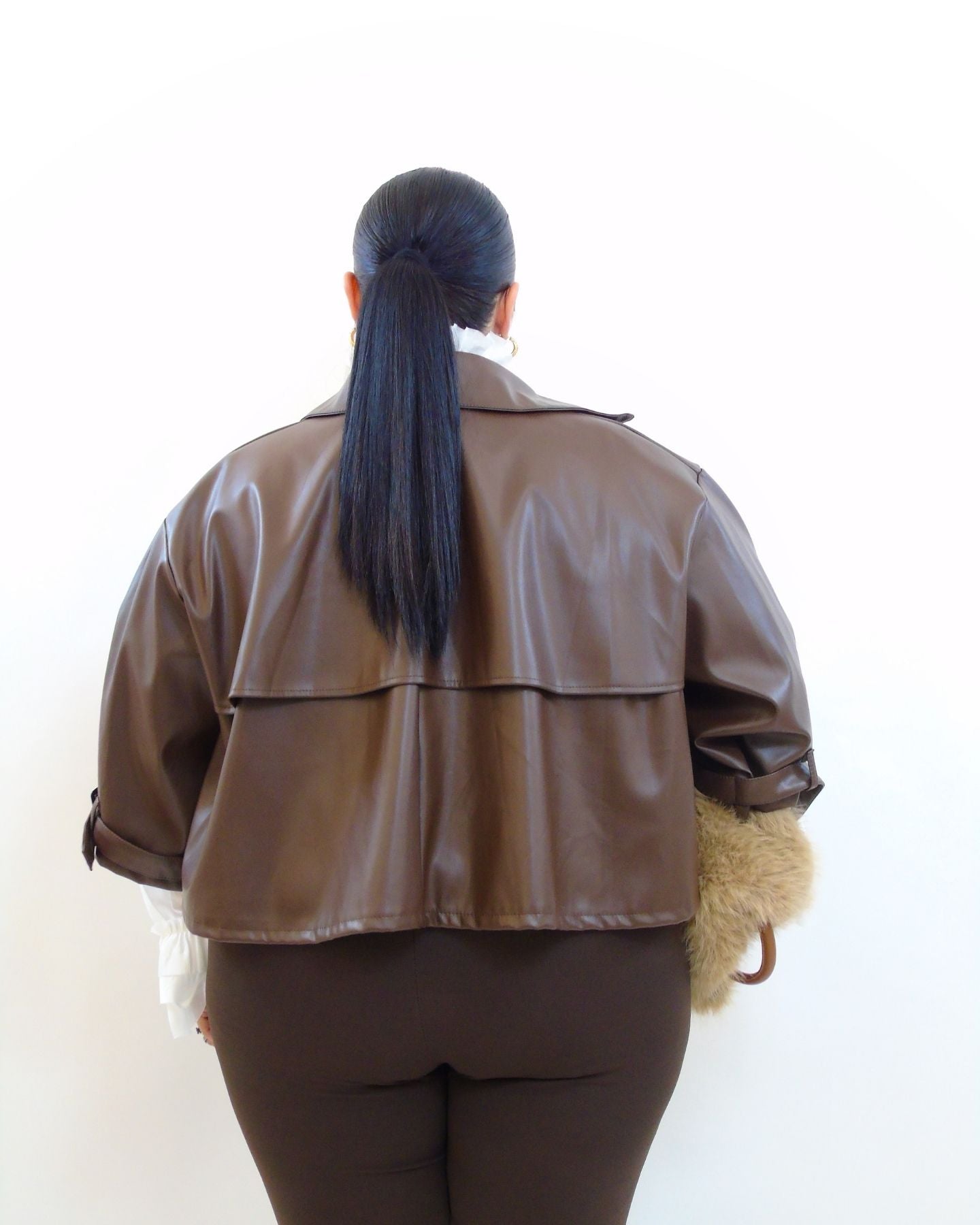 Giubbino in pelle taglio mantella 4572