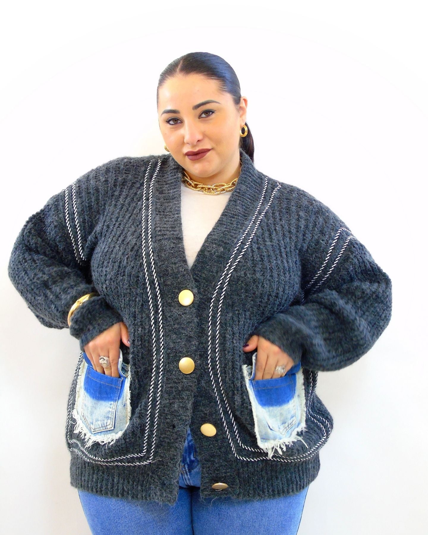 Cardigan con bottoni oro 2601