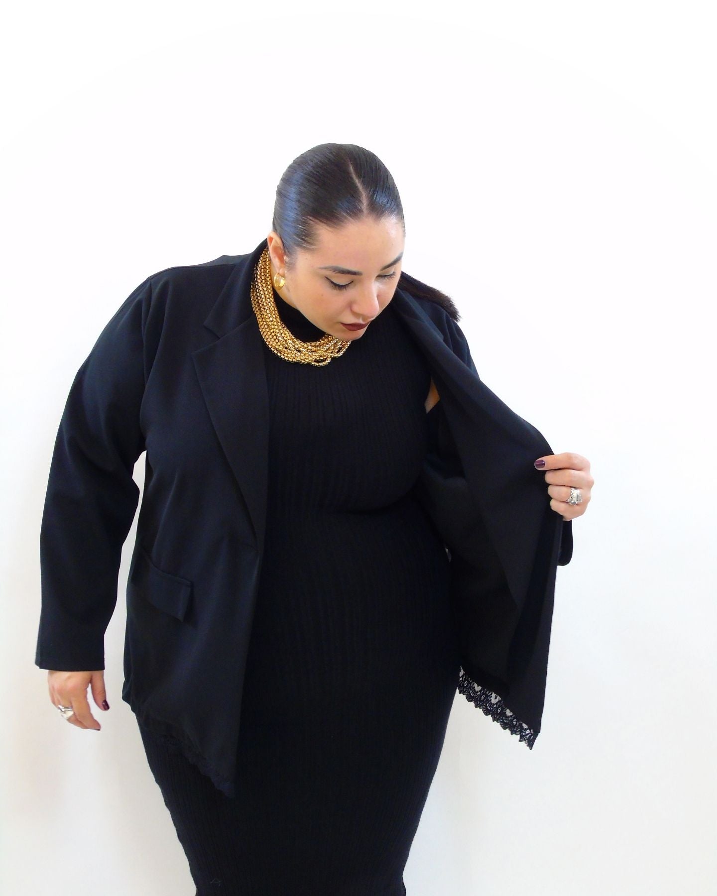 Giacca con pizzo sul fondo 70078