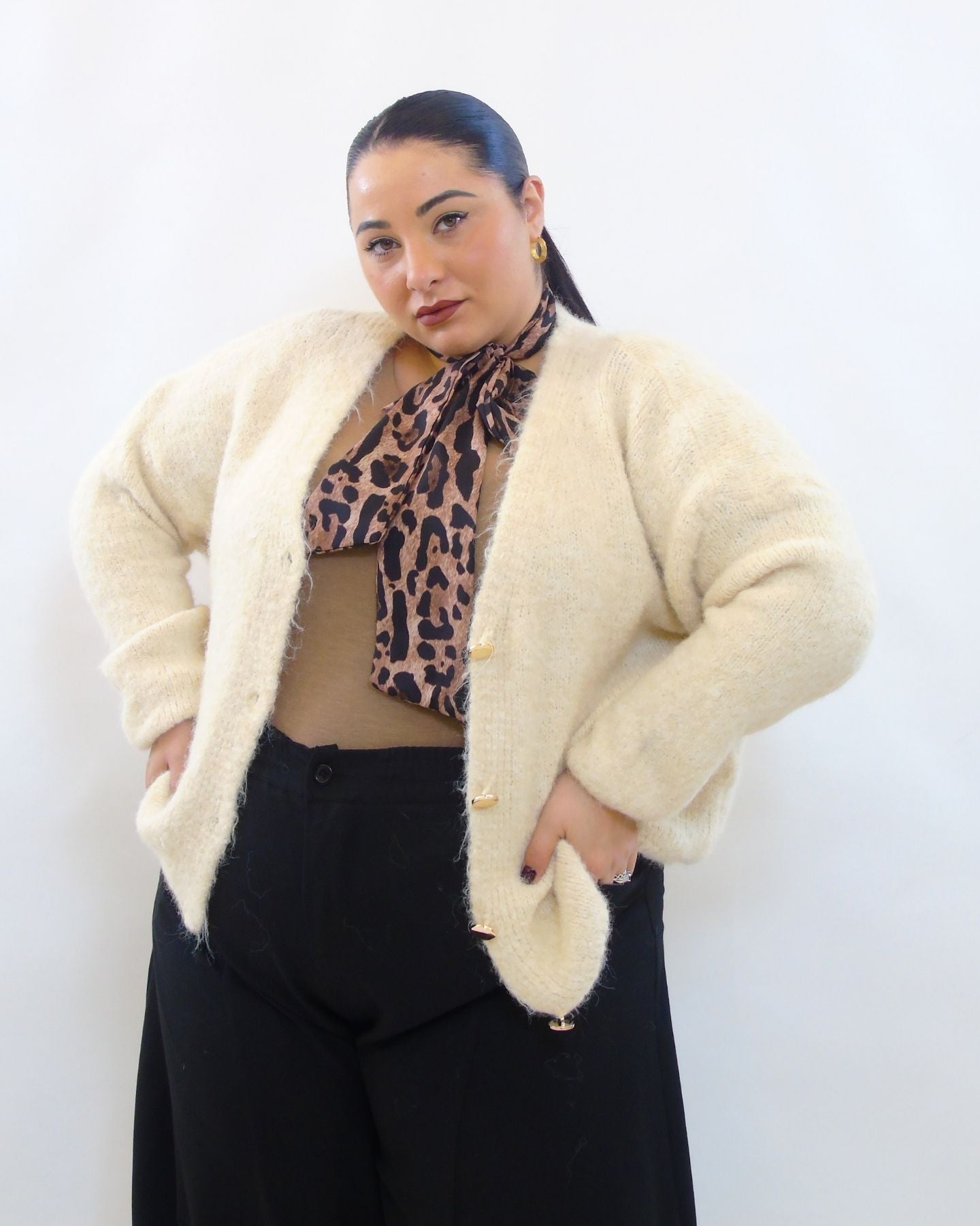 Cardigan con bottoni oro 8162