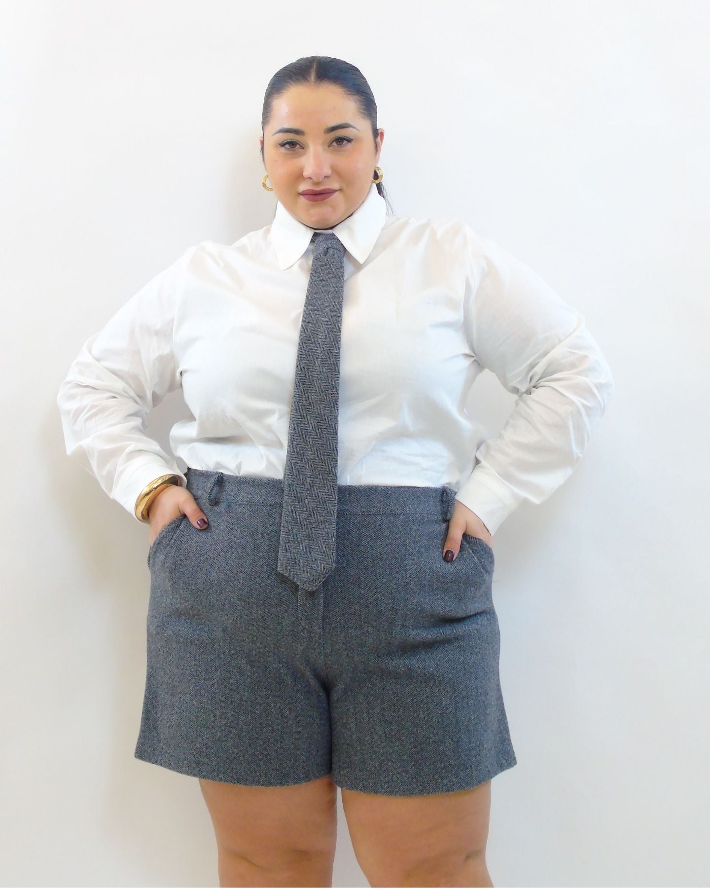 Coordinato con pantaloncino camicia cratvata 18666