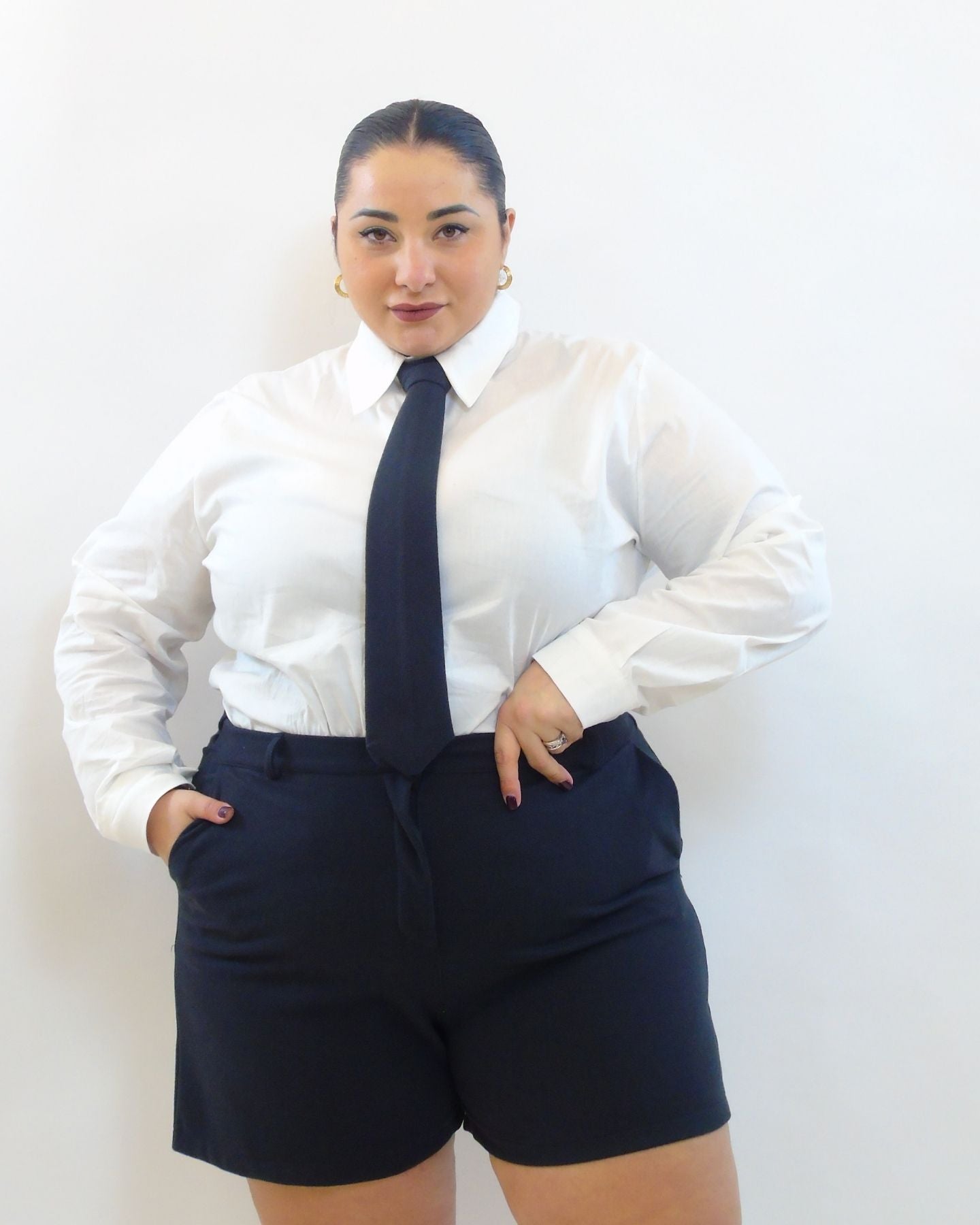 Coordinato con pantaloncino camicia cratvata 18666