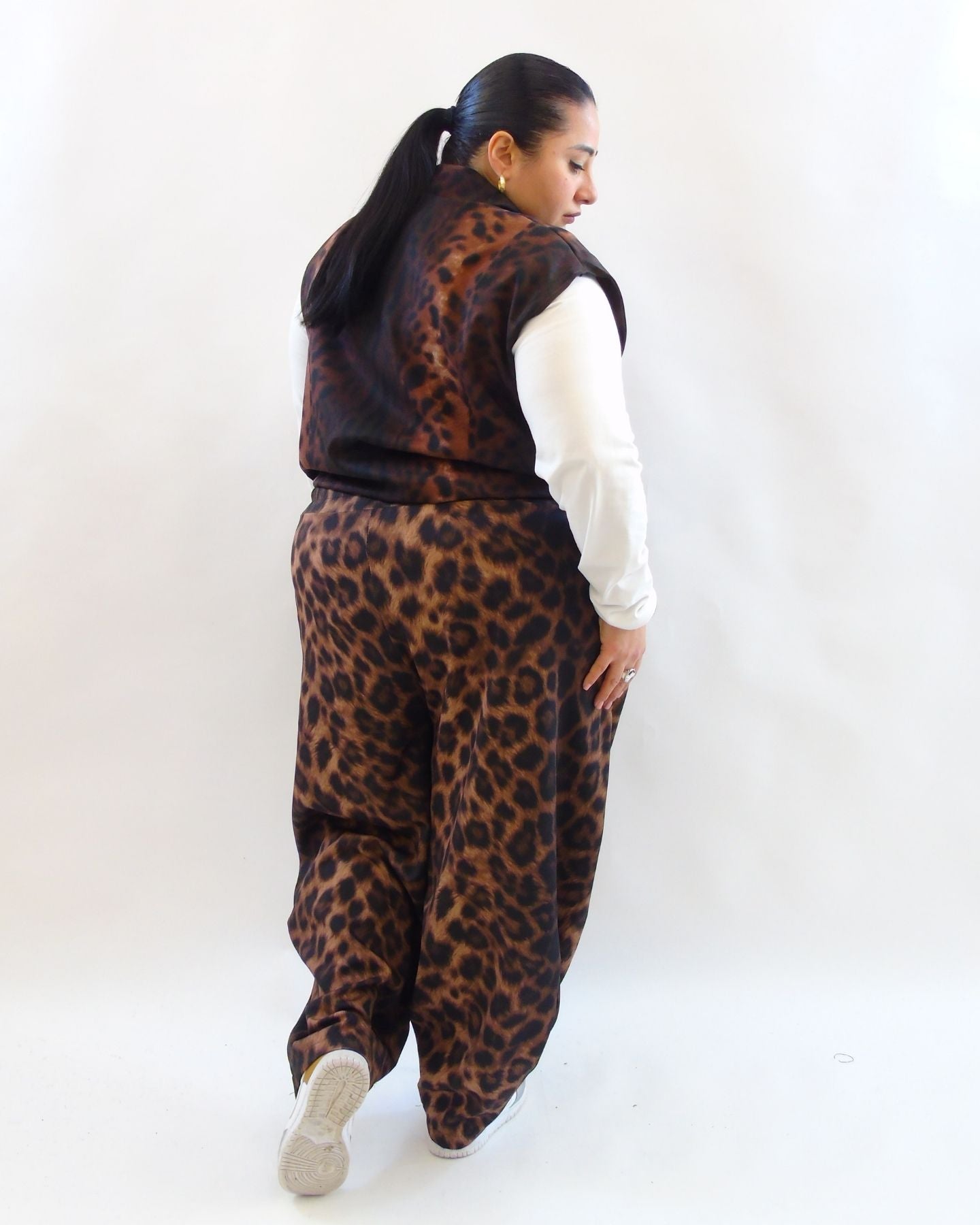 Pantalone in tessuto animalier 3596