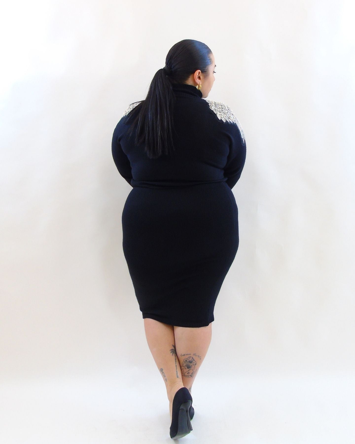 Vestito con  maglioncino dettagliato 105