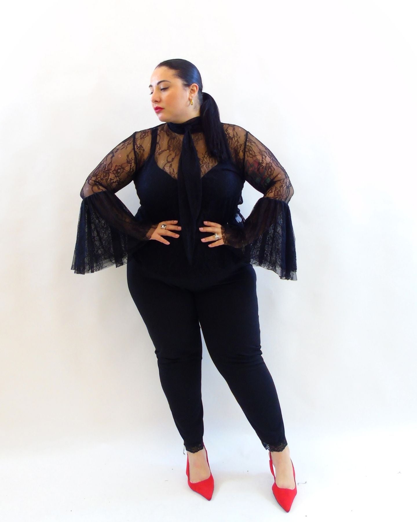 Pantalone con merletto sul fondo 22223