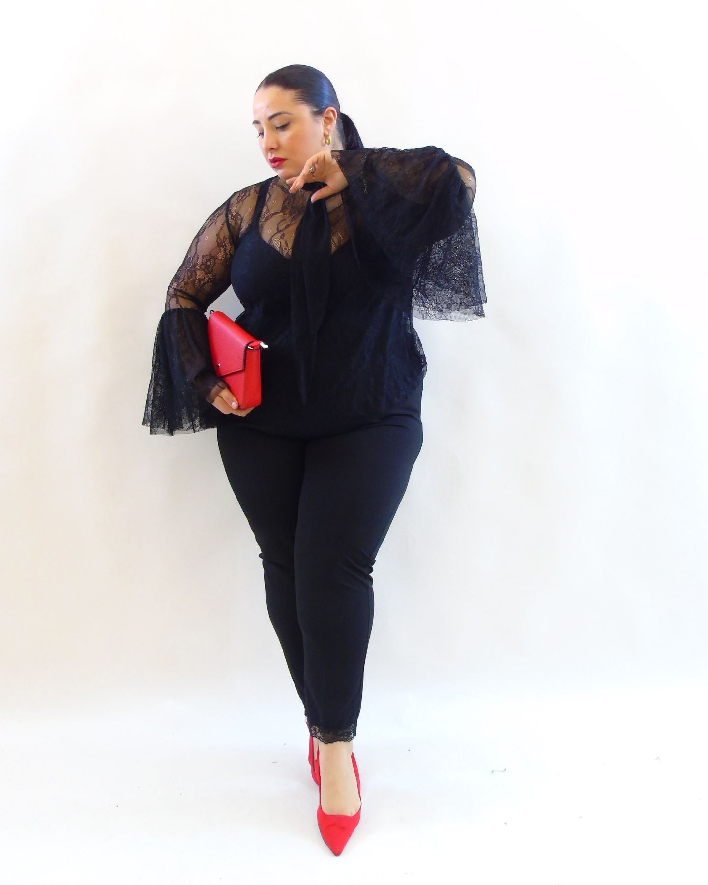 Pantalone con merletto sul fondo 22223