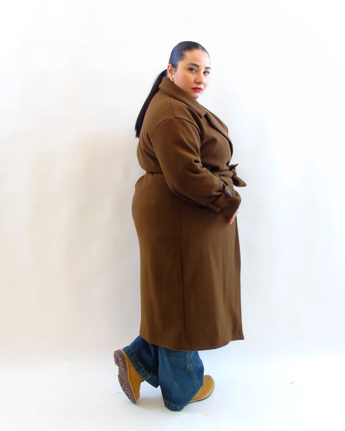 Cappotto con fusciacca e bottoni al polso 12227