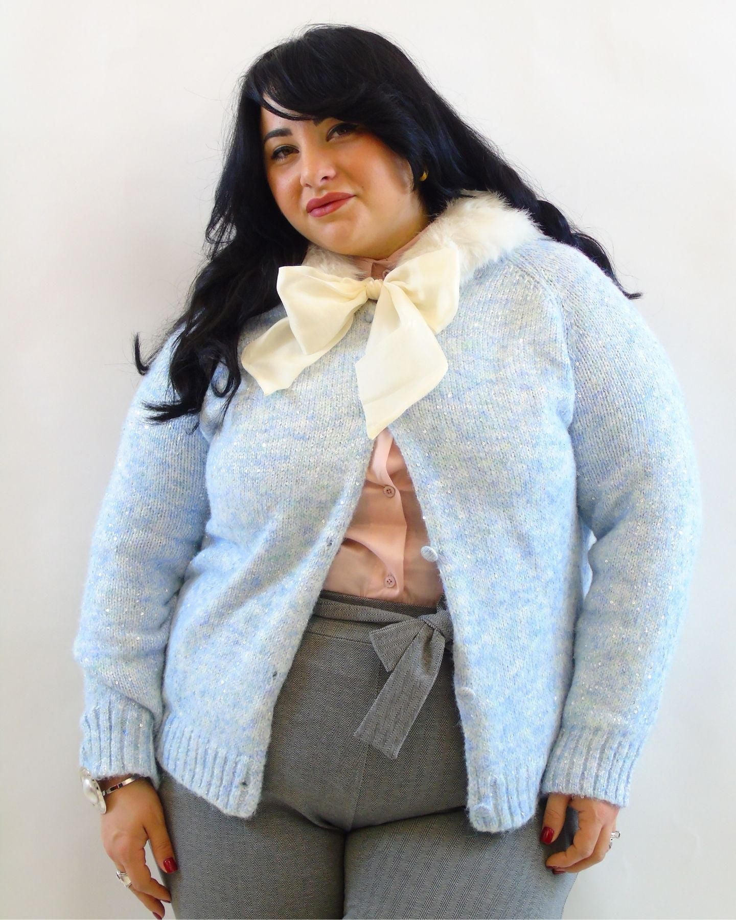 Cardigan con fiocco e piume 2070