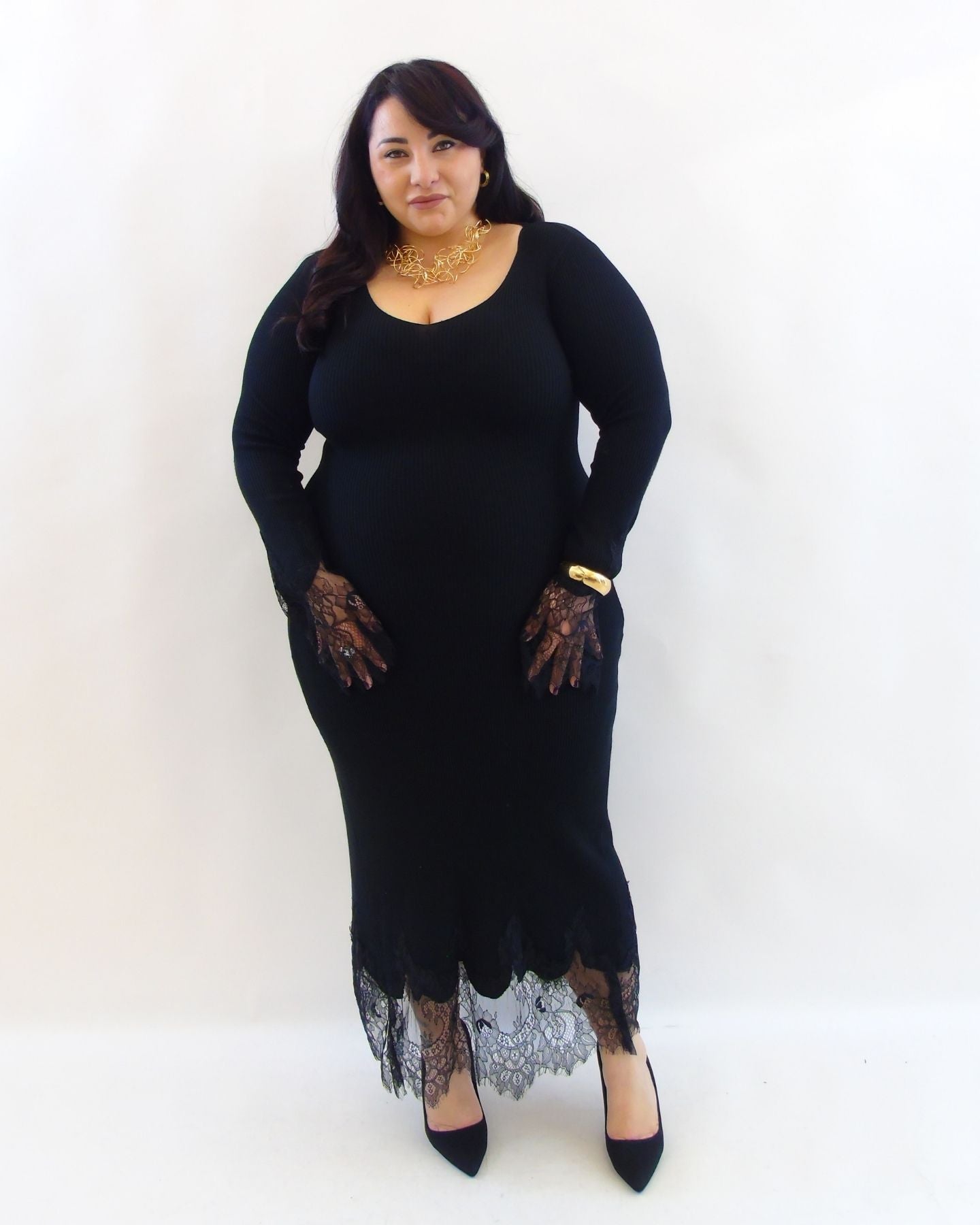 Abito con fondo in pizzo 665