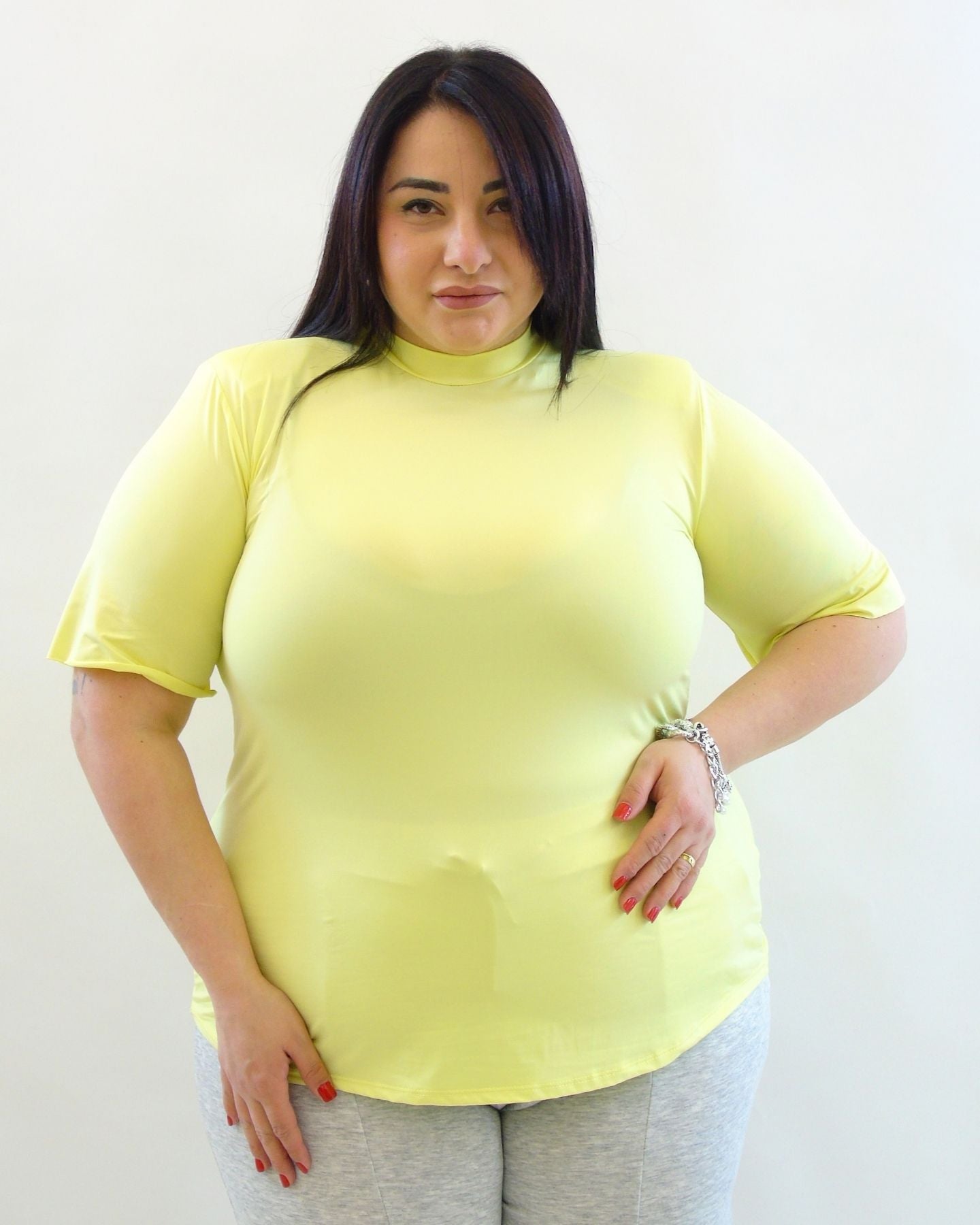 tshirt con spallina in microfibra 979