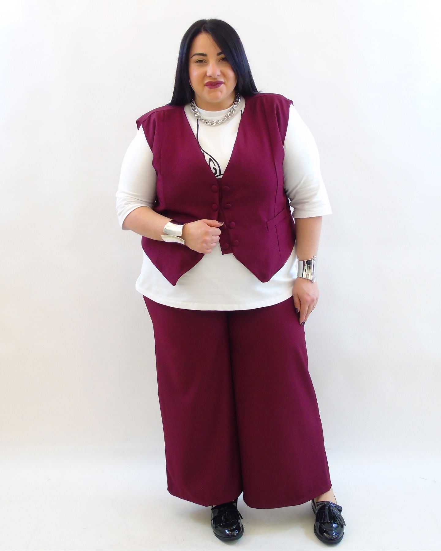 Coordinato con bottoni in rilievo 92771