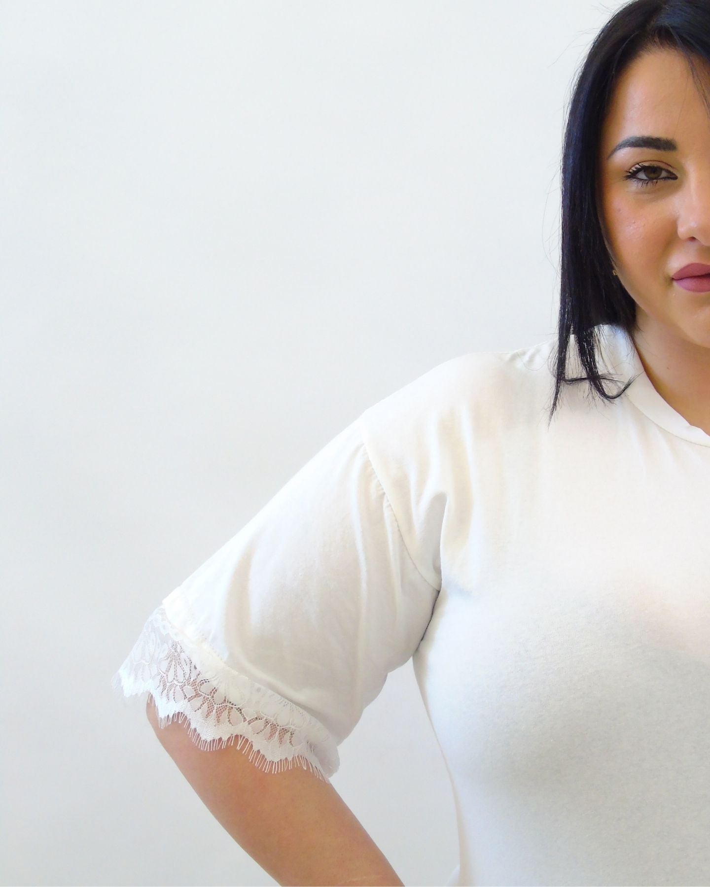 tshirt con pizzo manica 60431