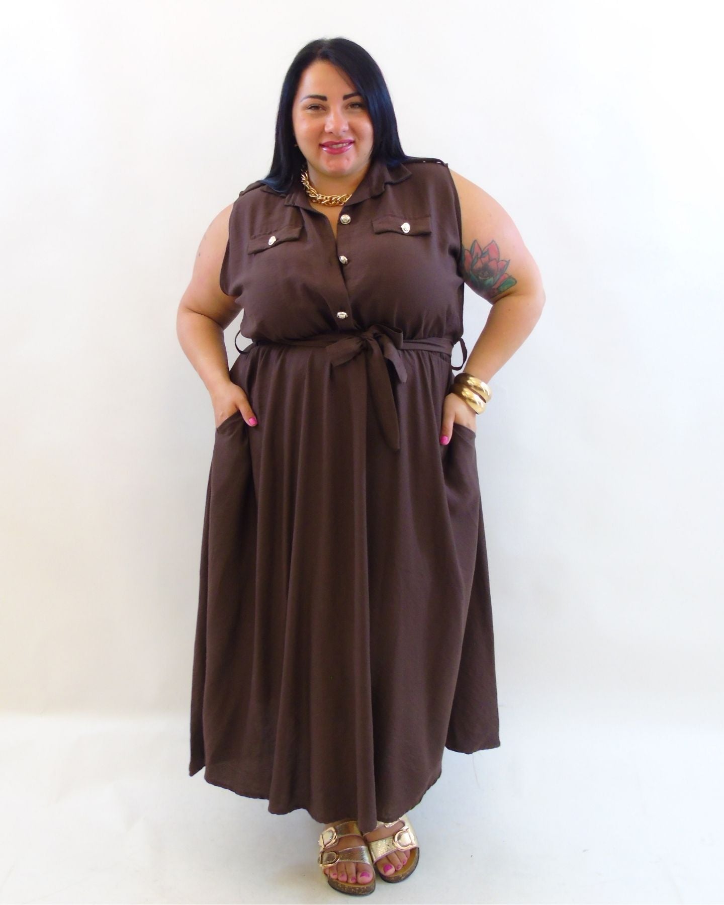 Abito con bottoni oro 15582